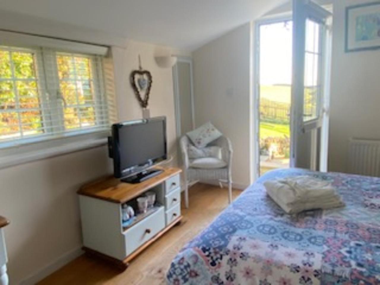 Frogwell Apartment Strete Екстериор снимка